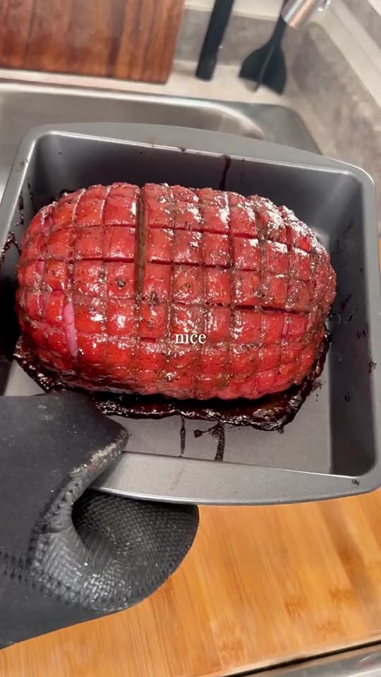Honey-mustard glazed ham